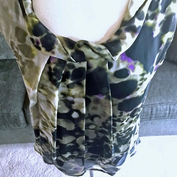 Tyler Kim watercolor sleeveless blouse - Picture 2 of 8